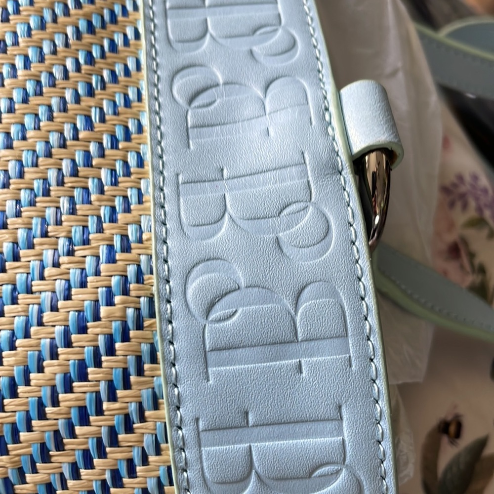 Bolzano Blue and Cream Women's Tote Bag NWOT - Picture 7 of 10